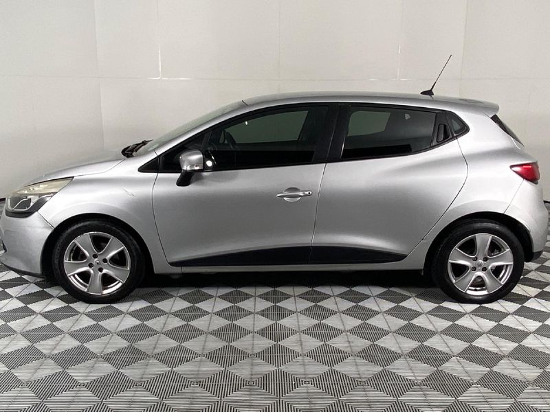 Used Renault Clio IV 900T Expression 5dr (66kW) for sale in Western