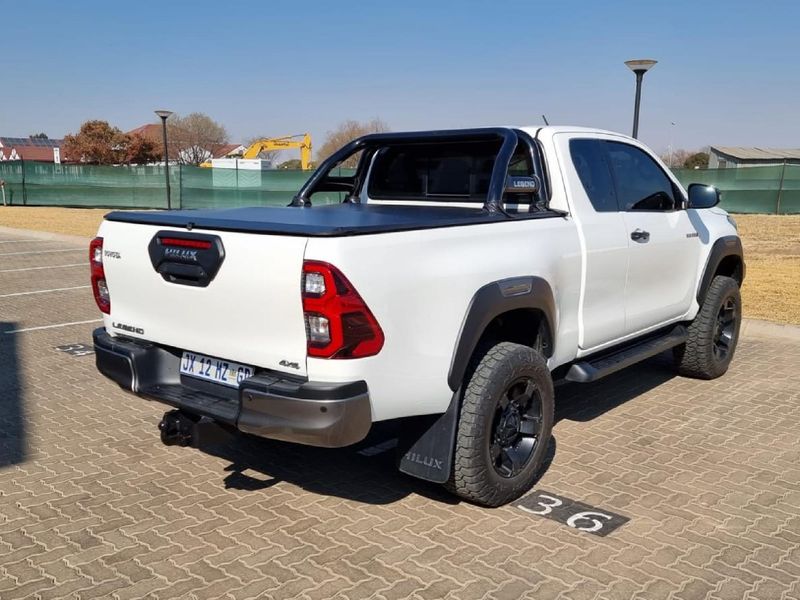 Used Toyota Hilux 2.8 GD6 Raised Body Legend 4x4 Auto Extended Cab for