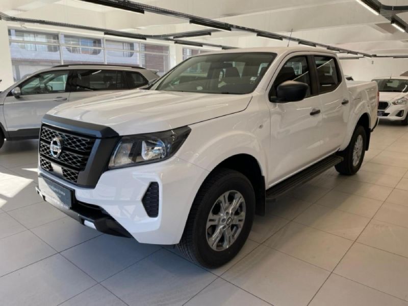 Used Nissan Navara 2.5 Ddti Se Plus Double-cab For Sale In Free State 