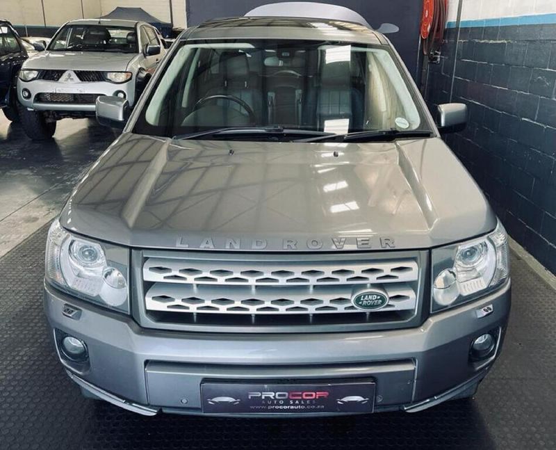 Used Land Rover Freelander II 2.2 SD4 SE Auto for sale in
