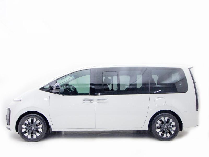 Used Hyundai Staria 2.2d Luxury Auto for sale in Gauteng