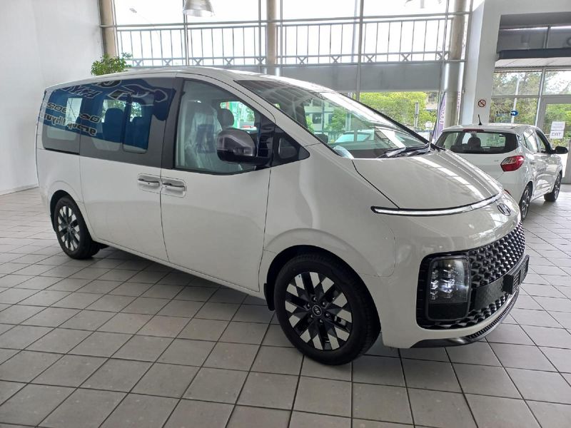 Used Hyundai Staria 2.2d Luxury Auto for sale in Western Used Hyundai Staria 2.2d Luxury Auto for sale in Western