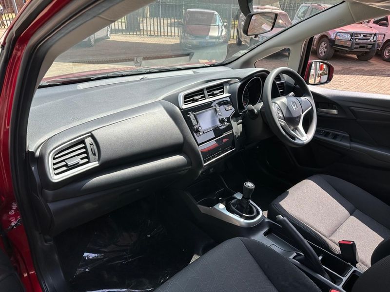 Top Gear Motors Delmas 2023 Honda WRV 1.2 Comfort