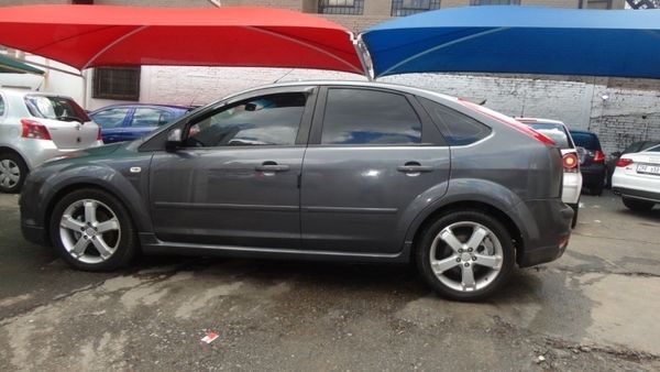 Used Ford Focus 1 6 Sport Leather Interior 2007 Model For