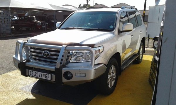 Used Toyota Land Cruiser 200 V8 Td Vx A T For Sale In
