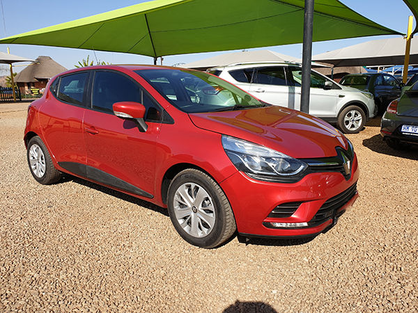 Renault Clio Iv 900 T Authentique