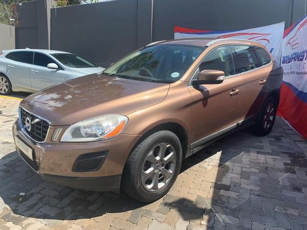 Used Volvo Xc60 D5 Geartronic Essential Awd For Sale In