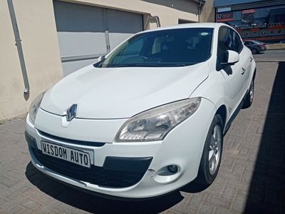 Used Renault Megane Ii 1 6 Dynamique 5dr For Sale In Gauteng