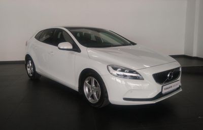 Used Volvo V40 T4 Momentum Geartronic For Sale In Free State Cars Co Za Id
