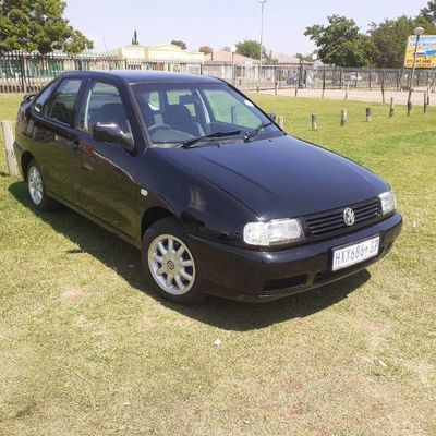 polo playa sedan