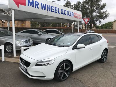 Used Volvo V40 T4 Momentum Geartronic For Sale In Gauteng Cars Co Za Id