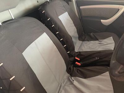 np200 seat covers