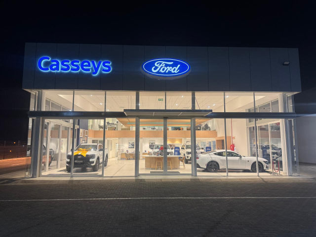 Casseys Auto Springs Ford