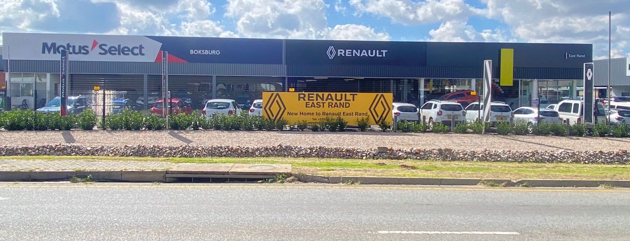 Motus Renault East Rand Cnr Jan Smuts & Loizides Street Bardene