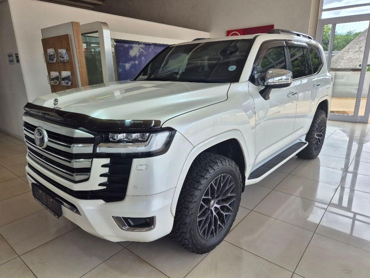 Used Toyota Land Cruiser 300 V6 3.5 T ZX for sale in Mpumalanga