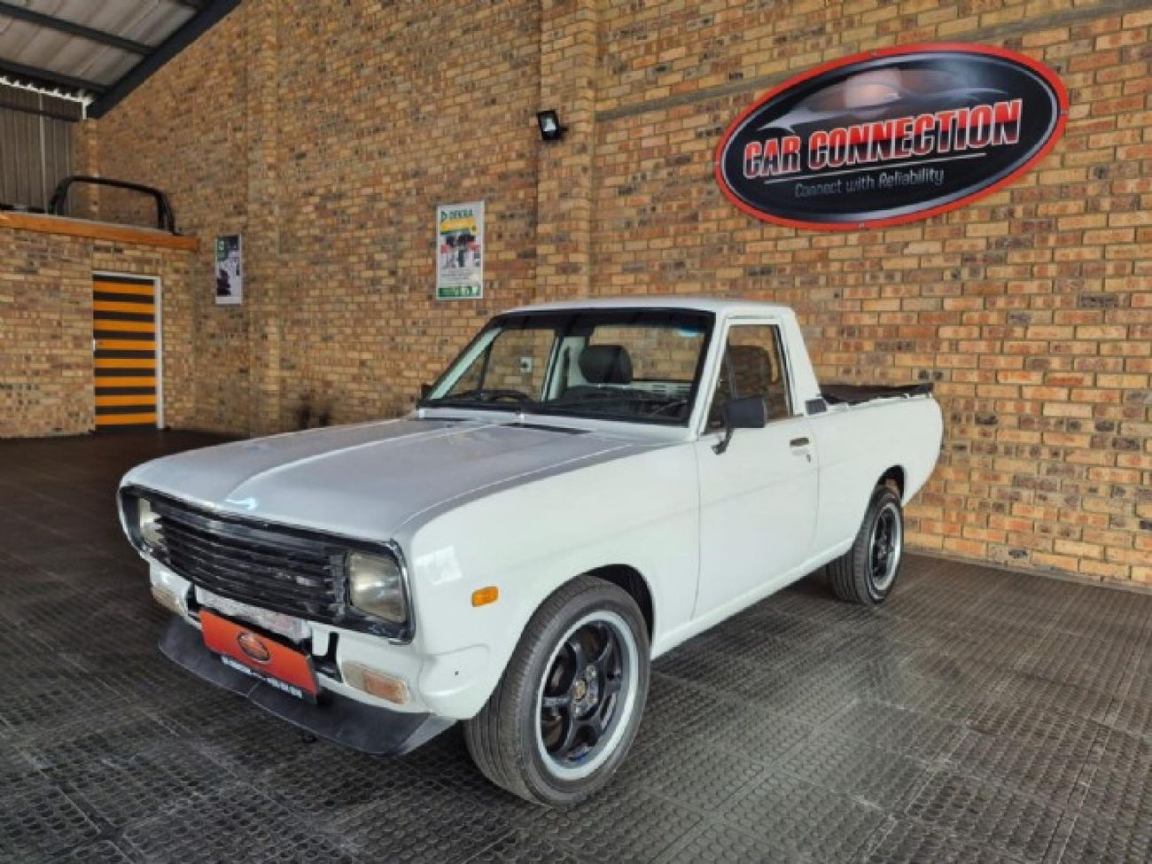1994-Nissan-1400-De-Luxe.jpg?v