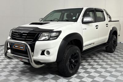 Used Toyota Hilux 3.0 D-4D Legend 45 Raised Body Auto Double-Cab for ...