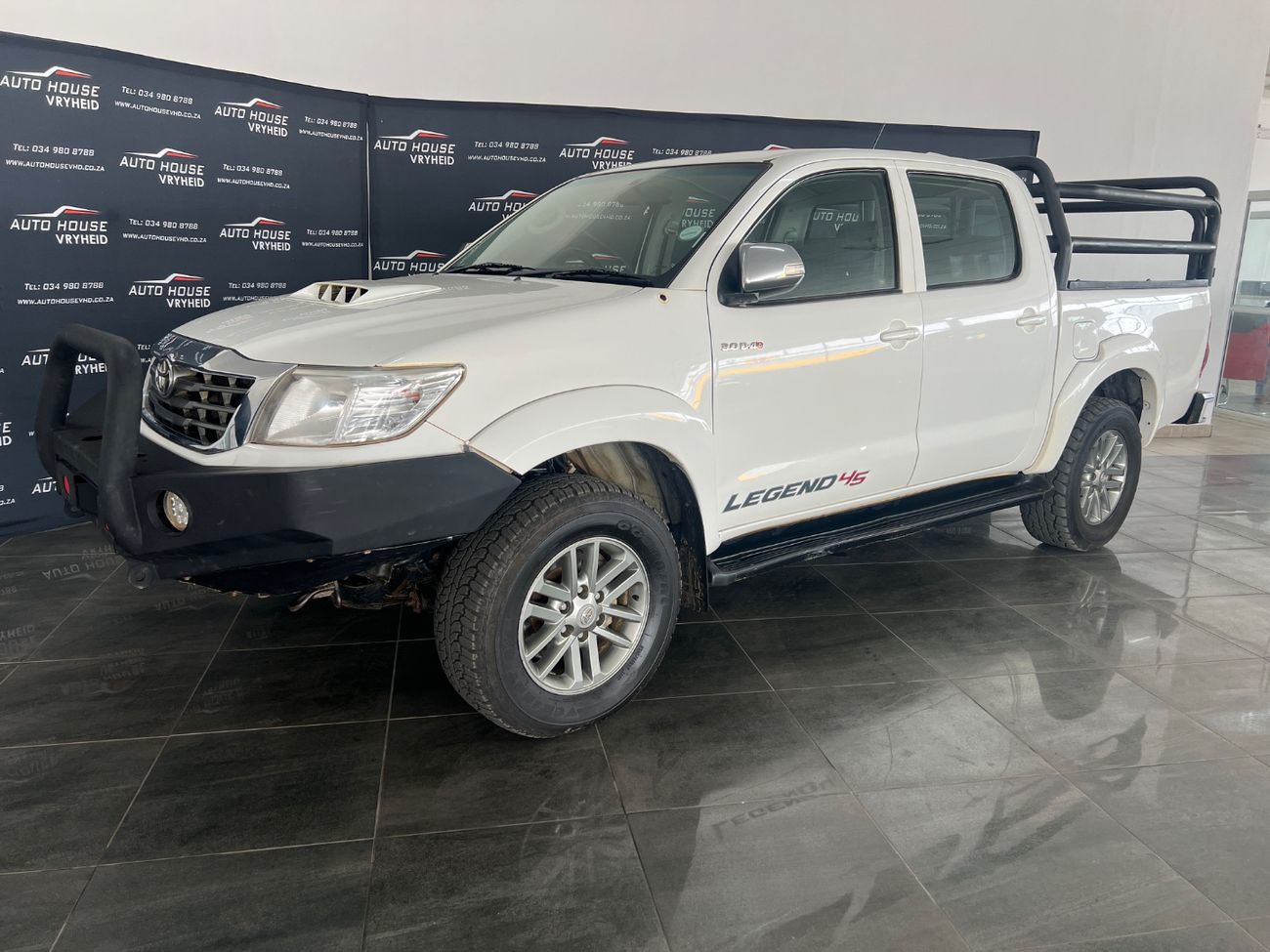 Used Toyota Hilux 3.0 D-4D Legend 45 4x4 Double-Cab for sale in