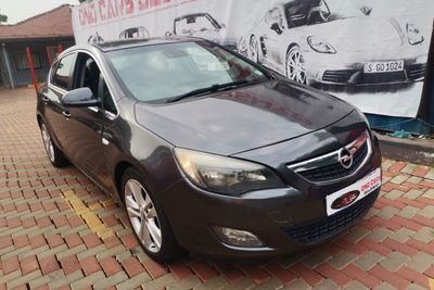 used-opel-astra-1-6t-sport-petrol-manual-for-sale-in-gauteng-cars