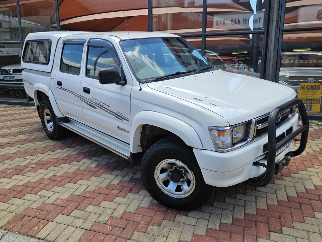 Used Toyota Hilux 3000 KZ-TE Raider Raised Body Double-Cab for