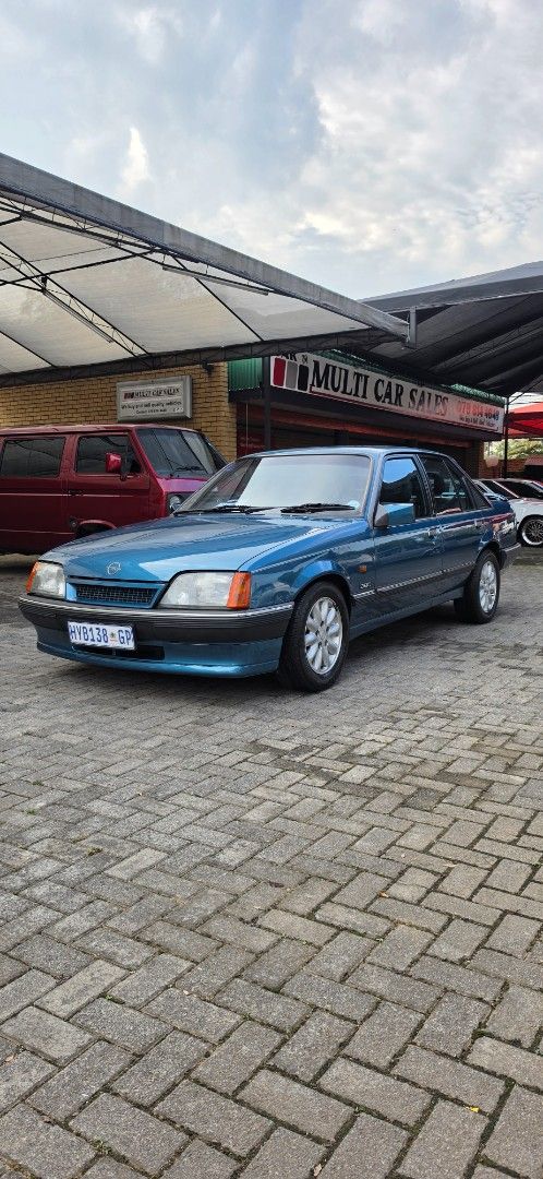 Used Opel Rekord 380 CD V6 for sale in Gauteng - Cars.co.za (ID