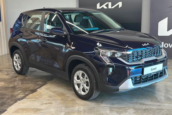 2026 Kia Sonet 1.5 LS — image 1