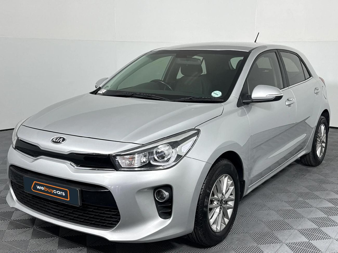 Car listing image
