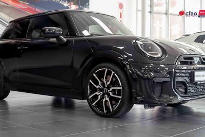 2025 MINI Hatch Cooper S Auto