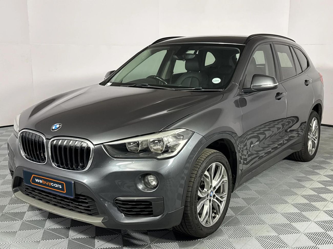 Car listing image