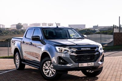 New Isuzu D-Max 1.9 DDI HR LS Auto Double-Cab for sale in Western Cape ...