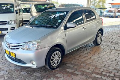 Used Toyota Etios 1.5 XS 5-dr for sale in North West Province - Cars.co ...