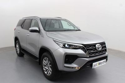 Used Toyota Fortuner 2.8 GD-6 Raised Body Auto for sale in Western Cape ...