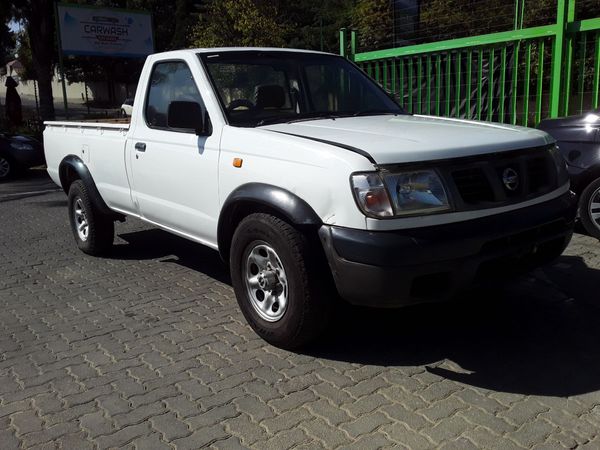 Used Nissan NP300 2.4i LWB HiRider (k12/k30) Bakkie Single cab for sale ...