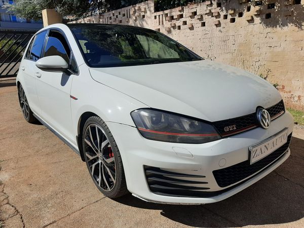 Used Volkswagen Golf Vii Gti 2 0 Tsi Dsg For Sale In Gauteng Cars Co Za Id Used Volkswagen Golf Vii Gti 2 0 Tsi Dsg For Sale In Gauteng Cars Co Za Id