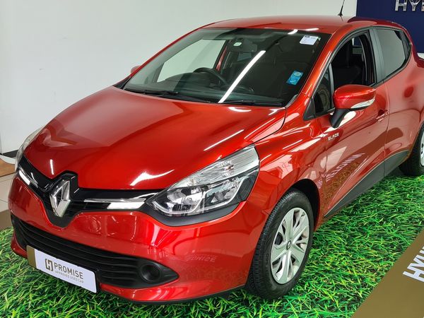 Used Renault Clio 900T Blaze LTD Edition 5-Door (66KW) for sale in Natal - Cars.co.za (ID::6454989)