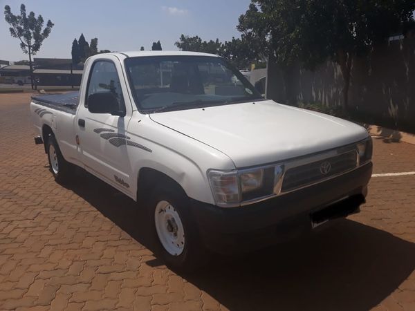 Used Toyota Hilux 2000 Pu Sc For Sale In Gauteng Za Id