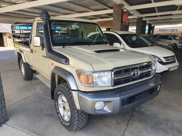 Used Toyota Land Cruiser 79 4.5D Single cab Bakkie for sale in Limpopo