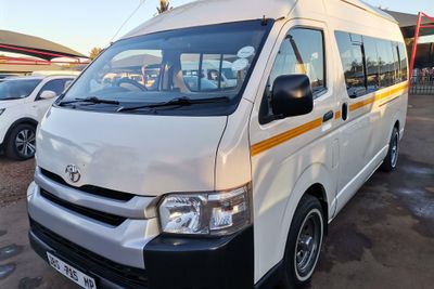 Used Toyota Quantum 2.7 Sesfikile 16-seat for sale in Gauteng - Cars.co ...