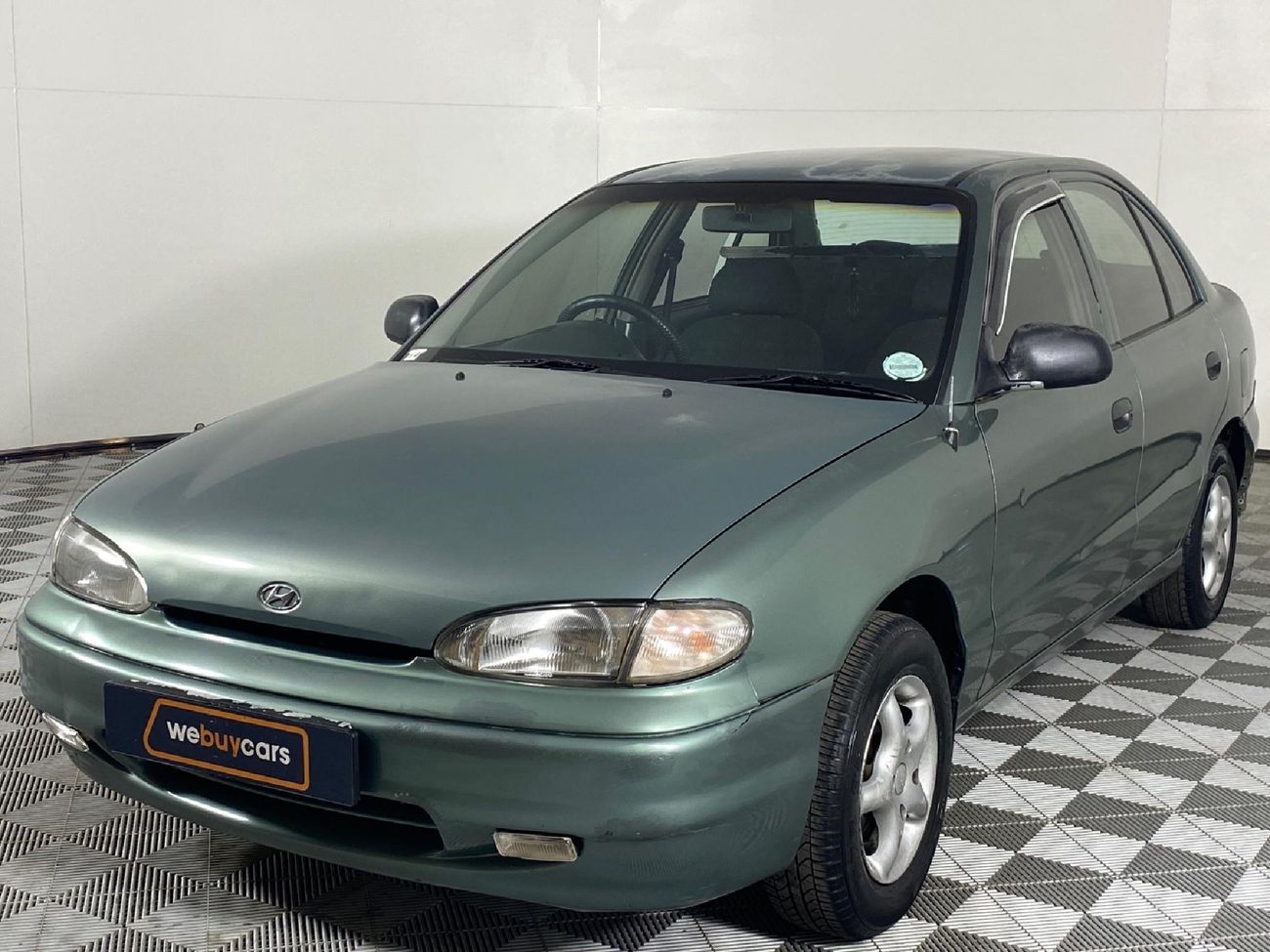 Hyundai accent deals 1997 for sale