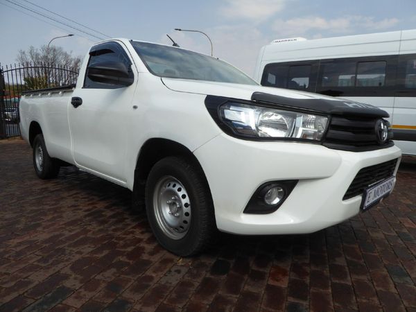 Used Toyota Hilux 2.4 GD Single-Cab for sale in Gauteng - Cars.co.za ...