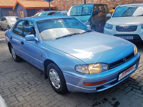 Toyota camry 200