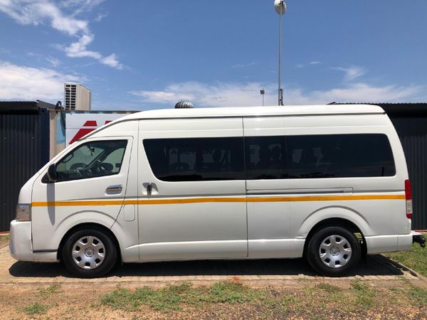 Used Toyota Quantum 2.7 14-seat for sale in Gauteng - Cars.co.za (ID ...