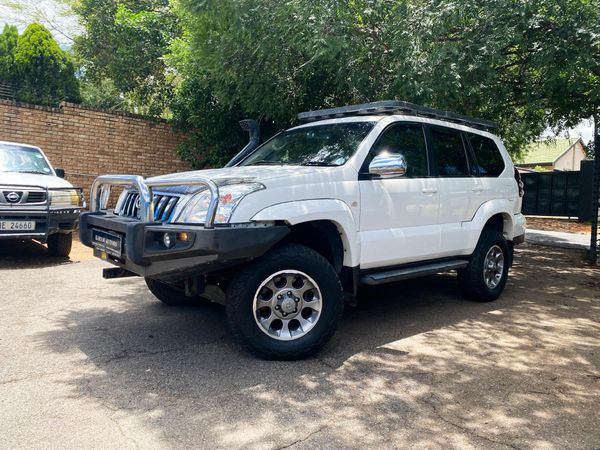 Used Toyota Prado 4.0 V6 VX Auto for sale in Gauteng - Cars.co.za (ID ...