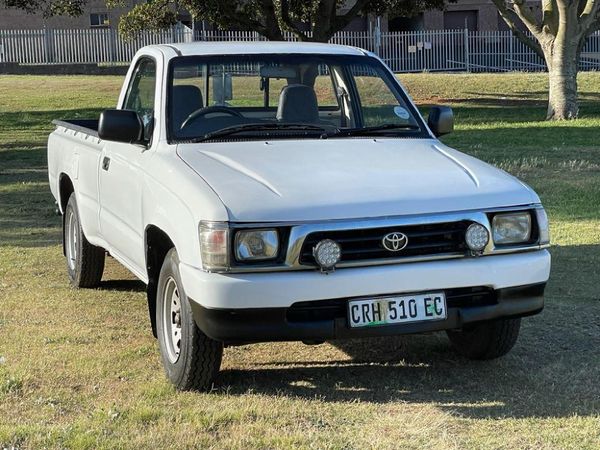 Used Toyota Hilux 2000 Single Cab For Sale In Eastern Cape Za