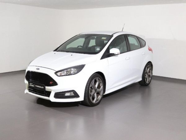 Used Ford Focus 2.0 EcoBoost ST1 for sale in Western Cape - Cars.co.za ...