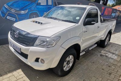 Used Toyota Hilux 3.0 D-4D Raider 4x4 Single-Cab for sale in Gauteng ...