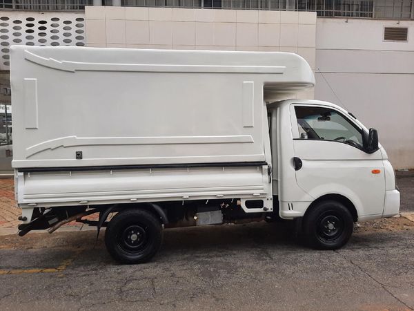 Used Hyundai H100 Bakkie 2.6D Dropside for sale in Gauteng - Cars.co.za ...