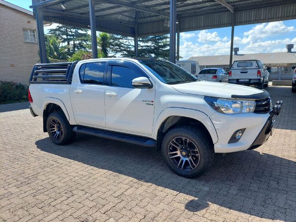 Used Toyota Hilux 2.8 GD-6 Raider 4x4 Double-Cab Auto for sale in ...