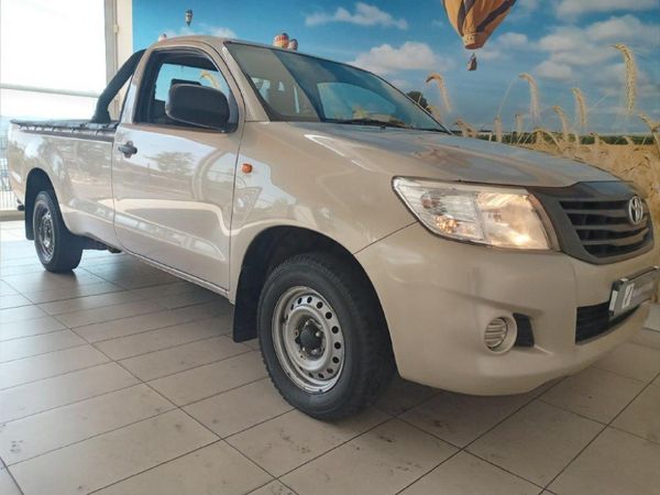 Used Toyota Hilux 2.0 Vvti Single-cab For Sale In Gauteng - Cars.co.za 