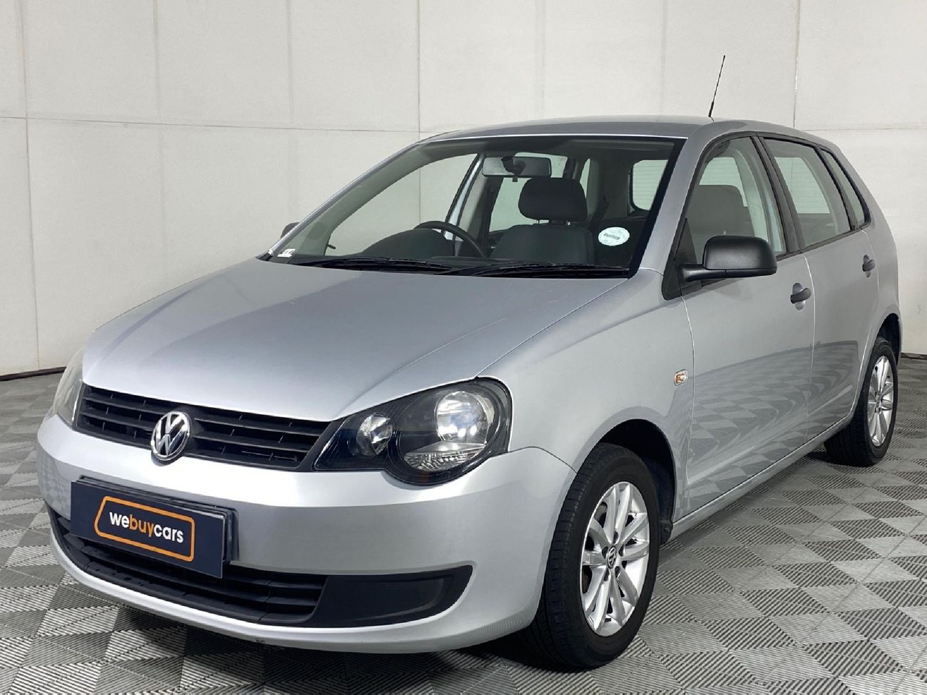 2013 polo vivo sedan